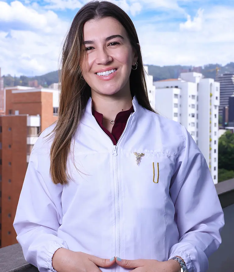 Dra. Ana María Velez - Esp. Rehabilitación Oral y estética